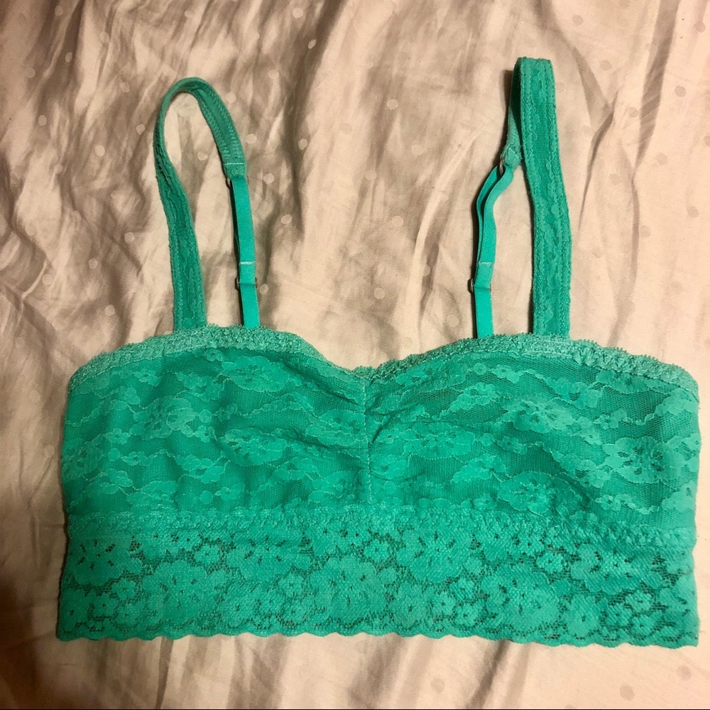 2/$10 🌵 Hollister “Gilly Hicks” Bralette